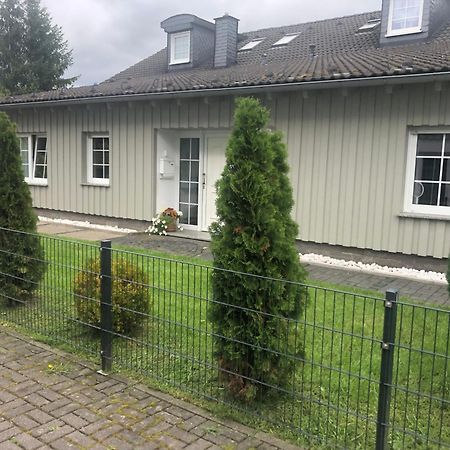 Ferienwohnung Am Rothaarsteig Бад Берлебург Екстериор снимка