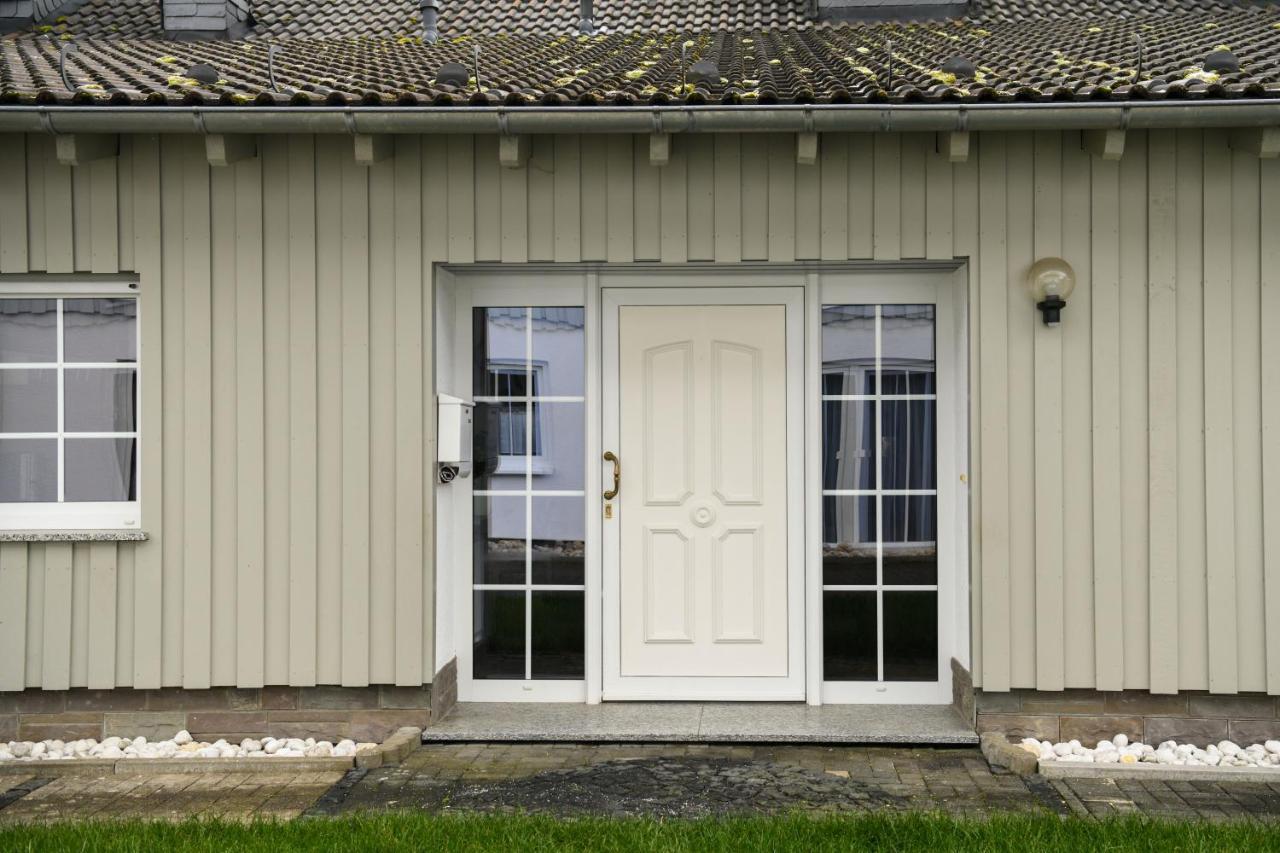 Ferienwohnung Am Rothaarsteig Бад Берлебург Екстериор снимка