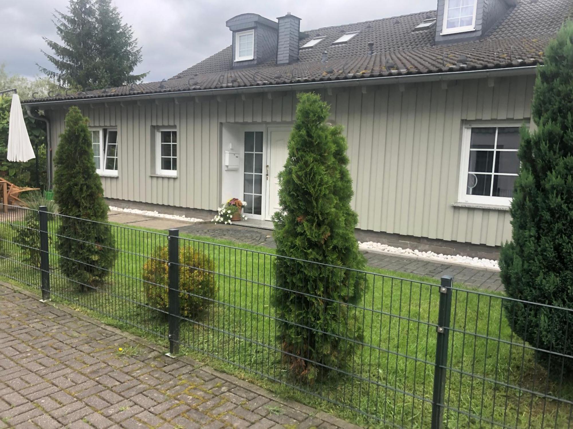 Ferienwohnung Am Rothaarsteig Бад Берлебург Екстериор снимка